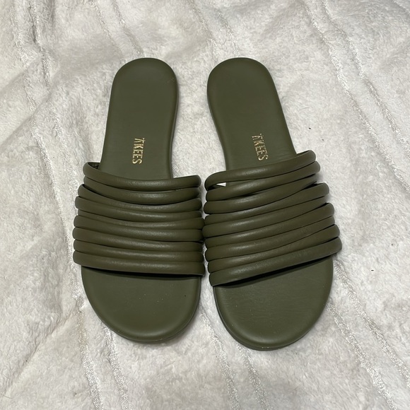 TKEES NWOT Caro Slide Sandals Olive Size 7 - Picture 8 of 11